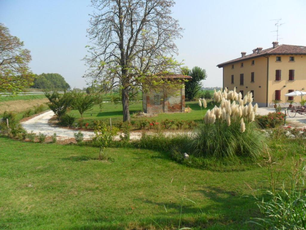 Agriturismo Al Navile Malalbergo Exterior photo
